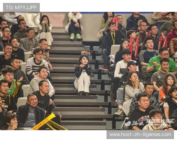 球迷暴动:主场战术不满引发观众抗议行动 球迷暴动:主场战术不满引发观众抗议行动